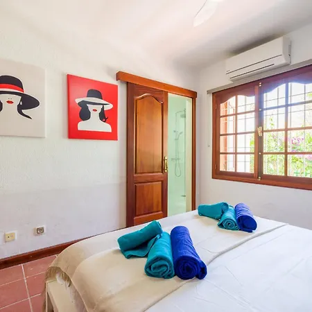 With Heated Pool In Gran Canaria 木屋 San Bartolomé