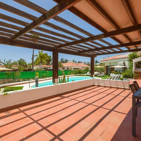 木屋 With Heated Pool In Gran Canaria *