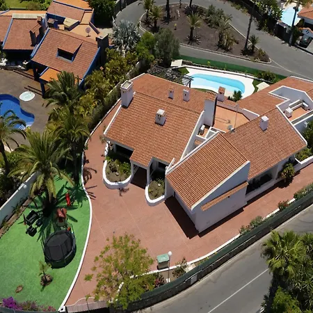 木屋 With Heated Pool In Gran Canaria *